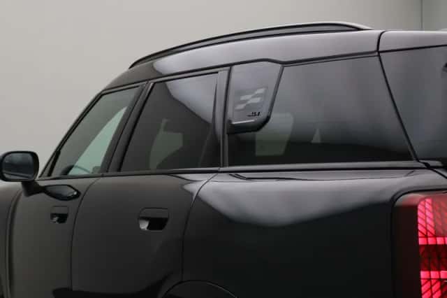 MINI Countryman (2025) thumbnail 4