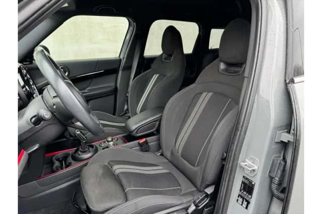 MINI Countryman (2019) thumbnail 5
