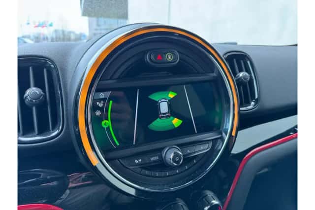 MINI Countryman (2019) thumbnail 6