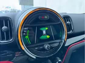 MINI Countryman (2019) thumbnail 6