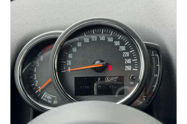 MINI Countryman (2019) thumbnail 9