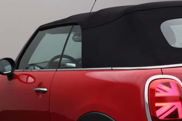 MINI Cooper (2018) thumbnail 4