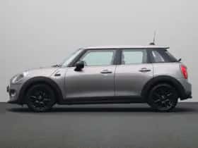 MINI One (2019) thumbnail 12