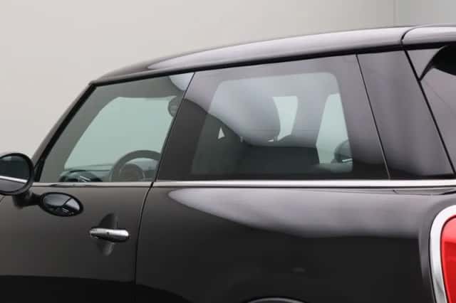 MINI Cooper (2019) thumbnail 4