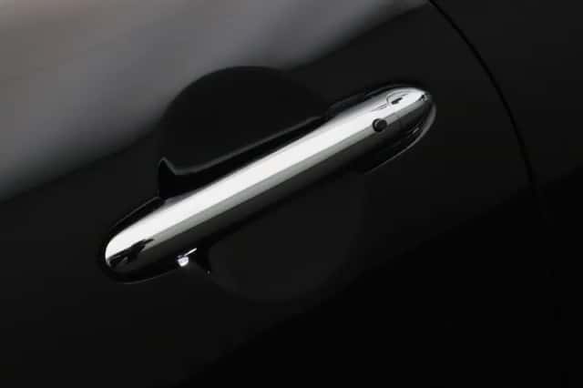 MINI Cooper (2019) thumbnail 8