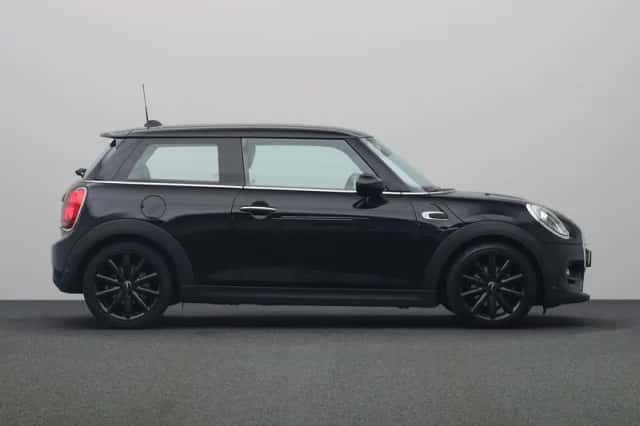 MINI Cooper (2019) thumbnail 10