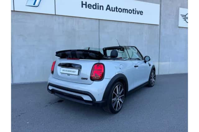 MINI Cooper (2022) thumbnail 5