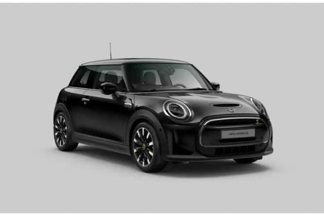 MINI Electric (2022) thumbnail 3