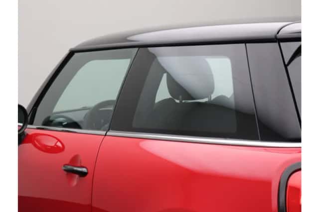 MINI Electric (2021) thumbnail 4