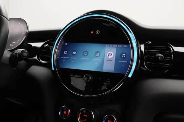 MINI Cooper (2021) thumbnail 19