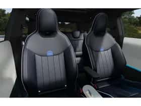 MINI Electric (2025) thumbnail 2