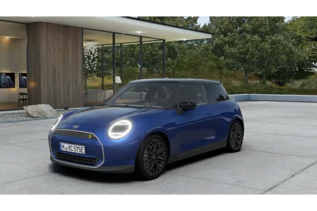 MINI Electric (2025) thumbnail 6