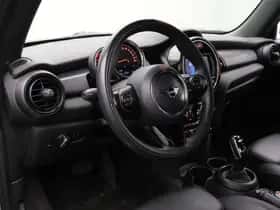 MINI Cooper (2020) thumbnail 9