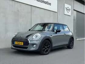 MINI Cooper (2015) thumbnail 10