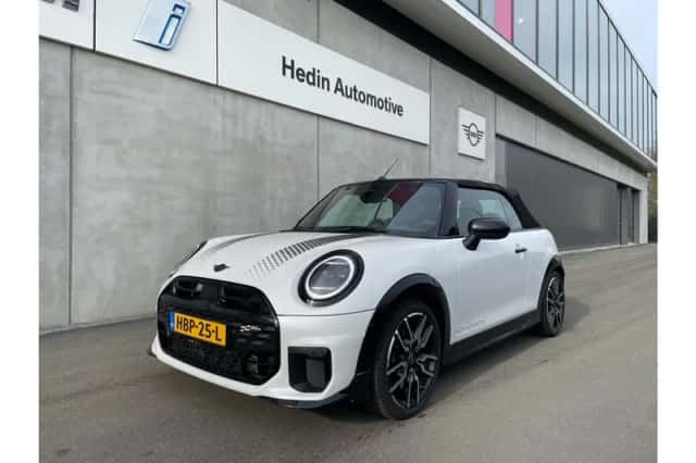 MINI Cooper S (2025) thumbnail 15