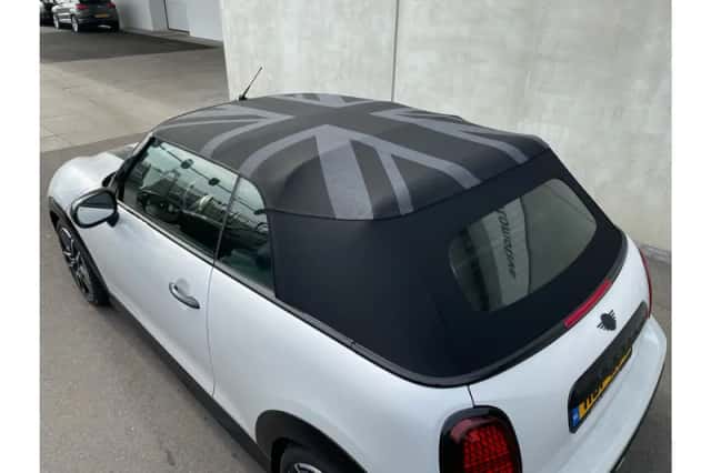 MINI Cooper S (2025) thumbnail 5