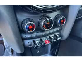 MINI Cooper (2021) thumbnail 11