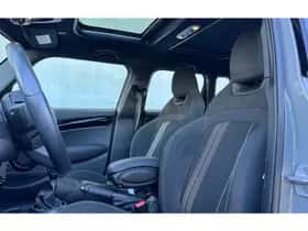 MINI Cooper (2021) thumbnail 7