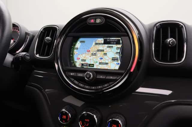 MINI Countryman (2018) thumbnail 20
