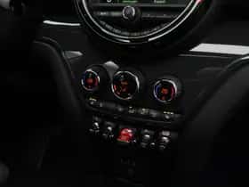 MINI Countryman (2018) thumbnail 21