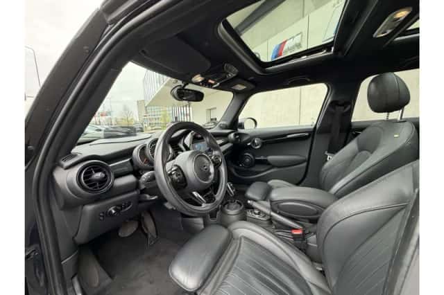 MINI Cooper S (2020) thumbnail 6
