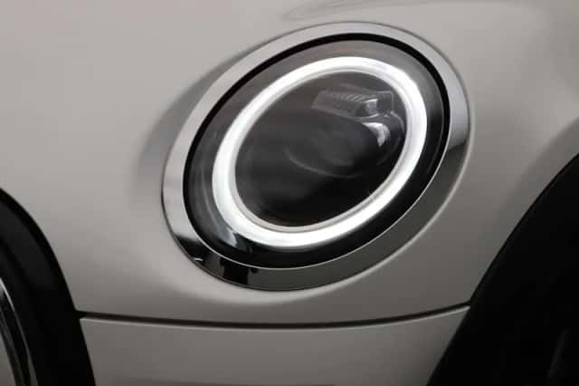 MINI Cooper (2023) thumbnail 23