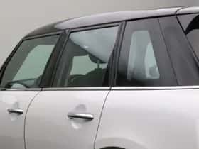 MINI Cooper (2023) thumbnail 4