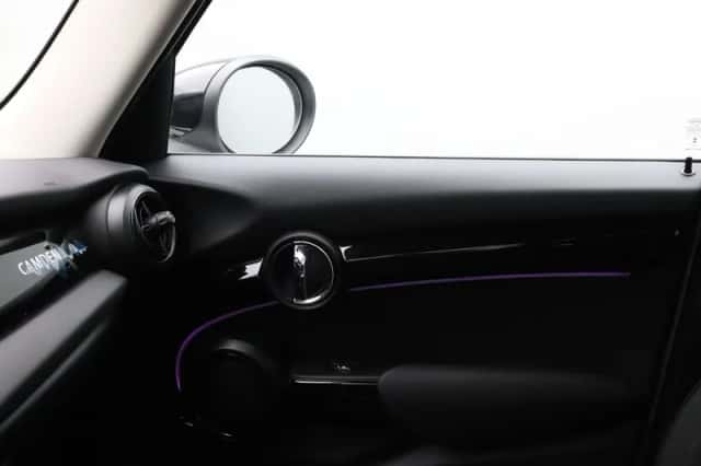 MINI Cooper (2023) thumbnail 9