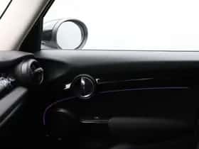 MINI Cooper (2023) thumbnail 9