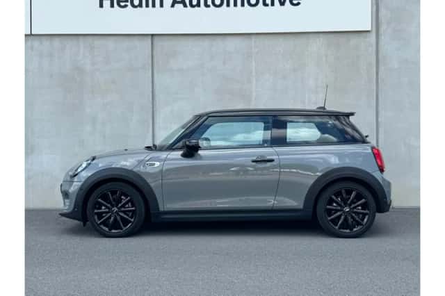 MINI Electric (2020) thumbnail 2