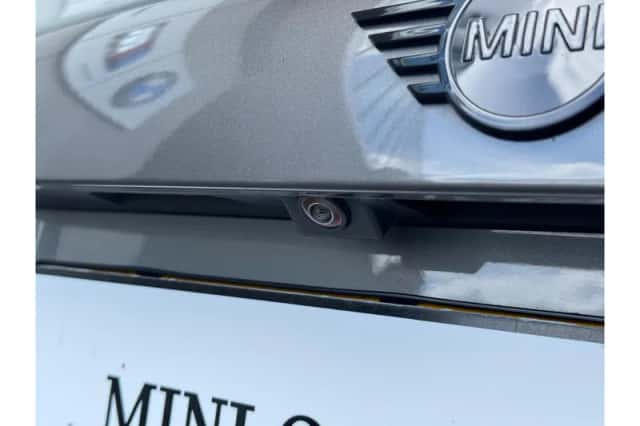 MINI Electric (2020) thumbnail 5