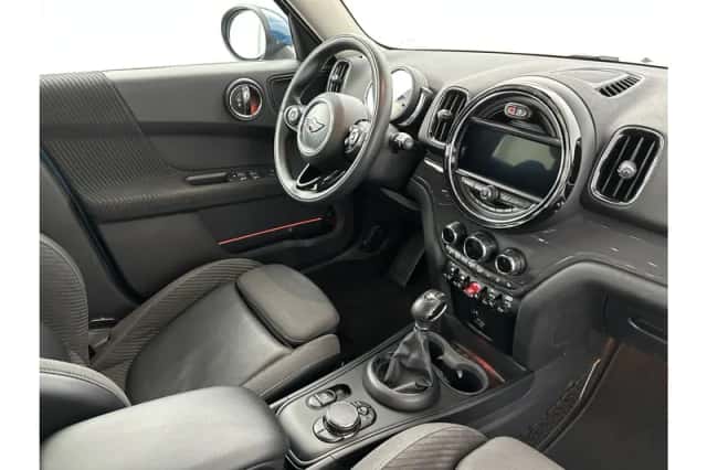 MINI Countryman (2018) thumbnail 25