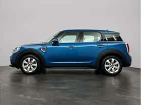 MINI Countryman (2018) thumbnail 8