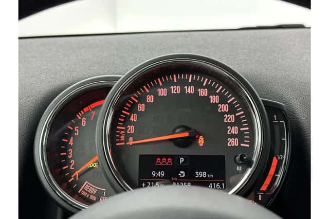 MINI Countryman (2018) thumbnail 10