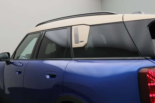 MINI Countryman (0) thumbnail 3