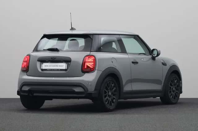 MINI One (2022) thumbnail 2