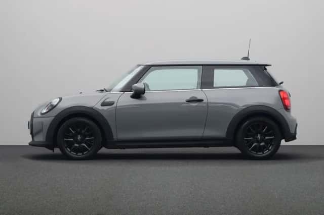 MINI One (2022) thumbnail 12