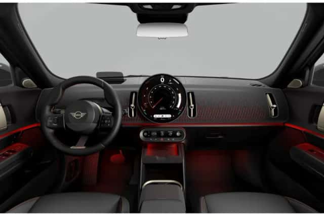 MINI Countryman (2025) thumbnail 2