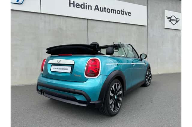 MINI Cooper (2023) thumbnail 2