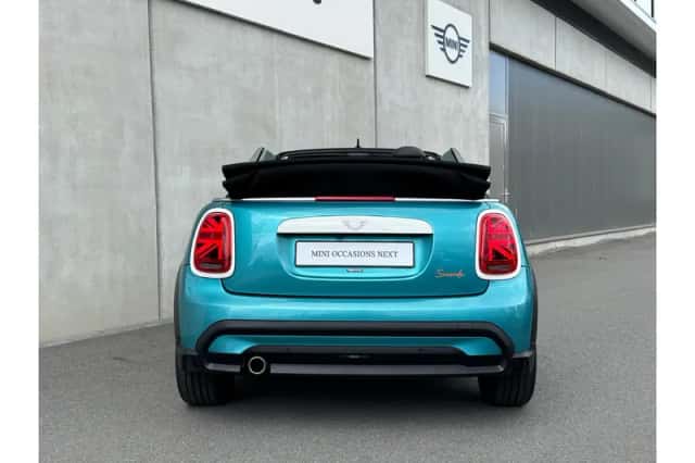 MINI Cooper (2023) thumbnail 3
