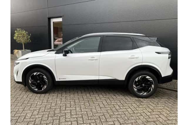 Nissan Qashqai (2024) thumbnail 4