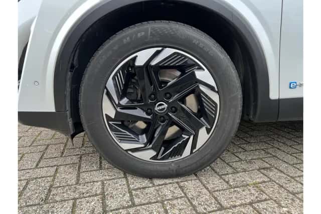 Nissan Qashqai (2024) thumbnail 5