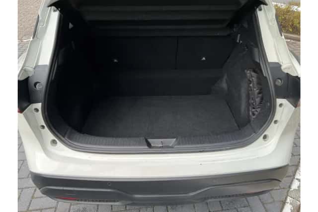 Nissan Qashqai (2021) thumbnail 5