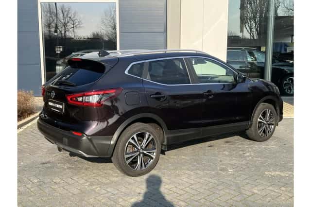 Nissan Qashqai (2017) thumbnail 2