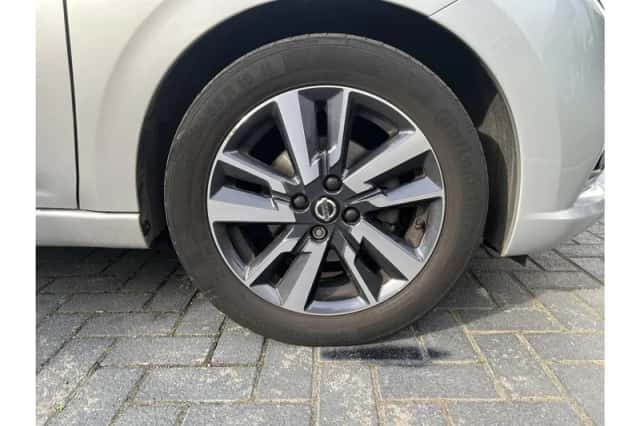 Nissan Micra (2018) thumbnail 4