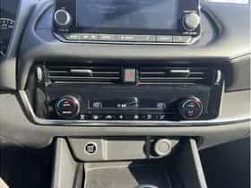 Nissan Qashqai (2022) thumbnail 17