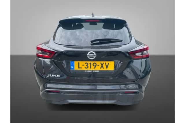 Nissan Juke (2021) thumbnail 4
