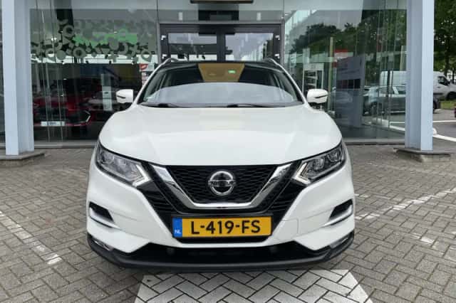Nissan Qashqai (2021) thumbnail 2