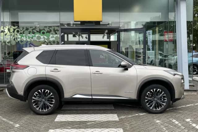 Nissan X-Trail (2024) thumbnail 3