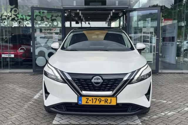 Nissan Qashqai (2024) thumbnail 2